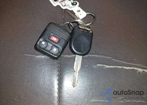 2010 Ford F-250 Xl из США, поврежденный, VIN 1FTNF2A59AEA03140